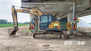 雷沃重工FR205E2挖掘机实拍图片