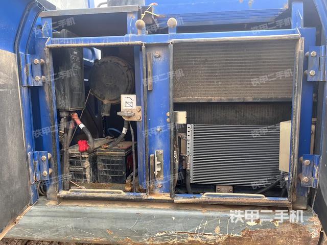 液压泵斜45 左（大件舱室）