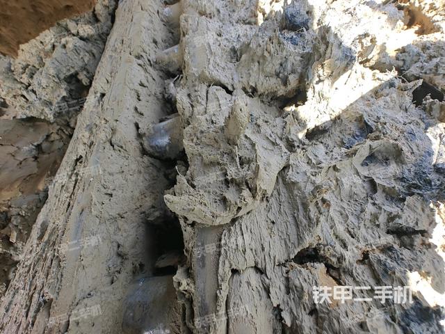 右導向輪(行走機構) 右導向輪(行走機構)