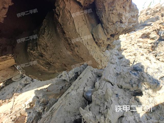 左側行走馬達蓋板(行走機構) 左側行走馬達蓋板(行走機構)