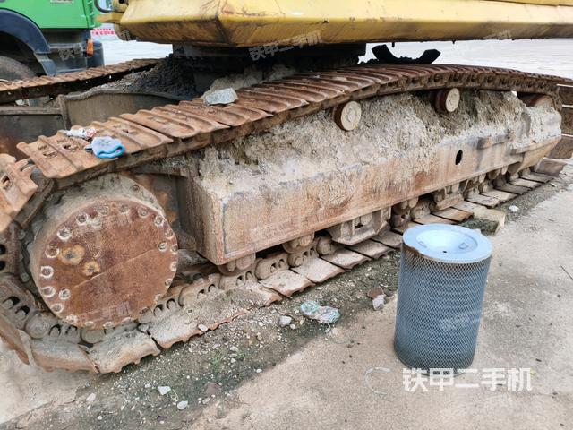 单侧履带整体（整机外观）