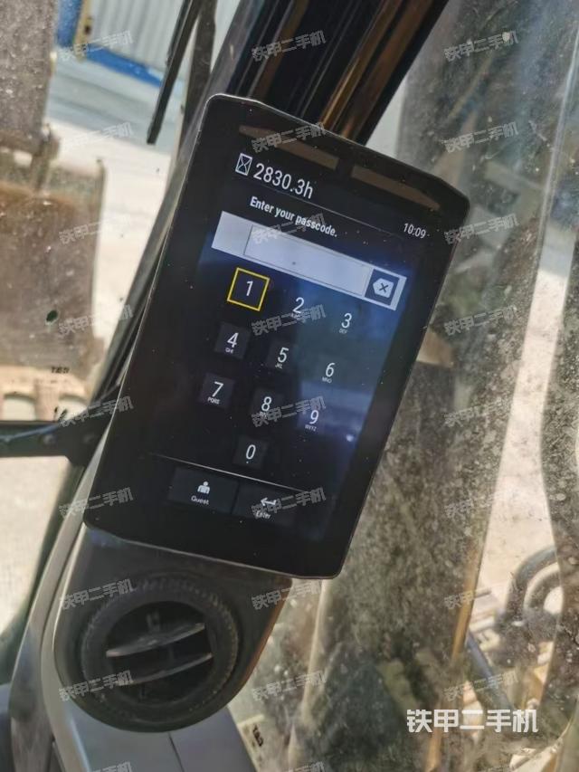 驾驶室整体(整机外观) 驾驶室整体(整机外观)