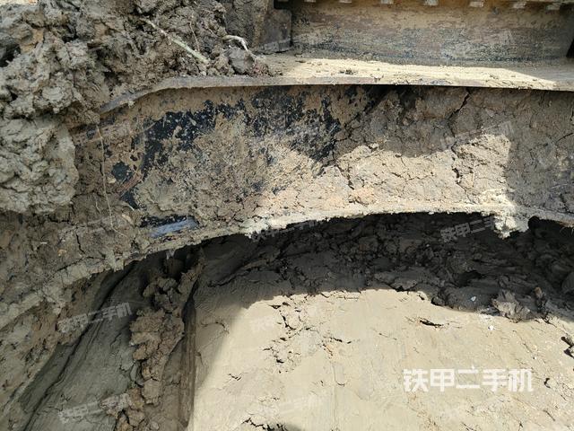 左導向輪(行走機構) 左導向輪(行走機構)