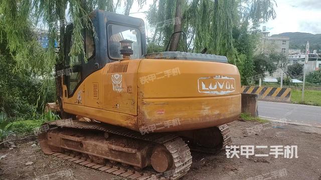 雷沃重工FR150挖掘機(jī)