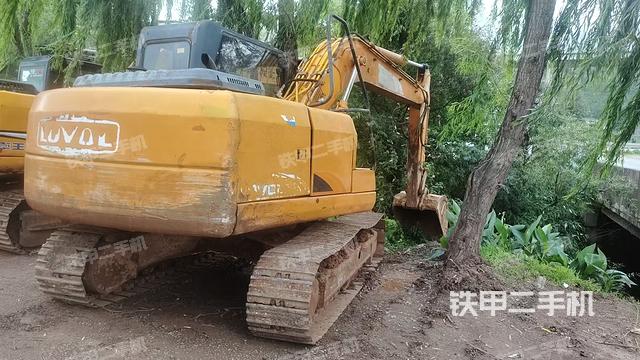 整机右后45°(整机外观) 整机右后45°(整机外观)