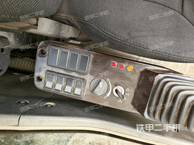 小時表(駕駛室部分) 小時表(駕駛室部分)