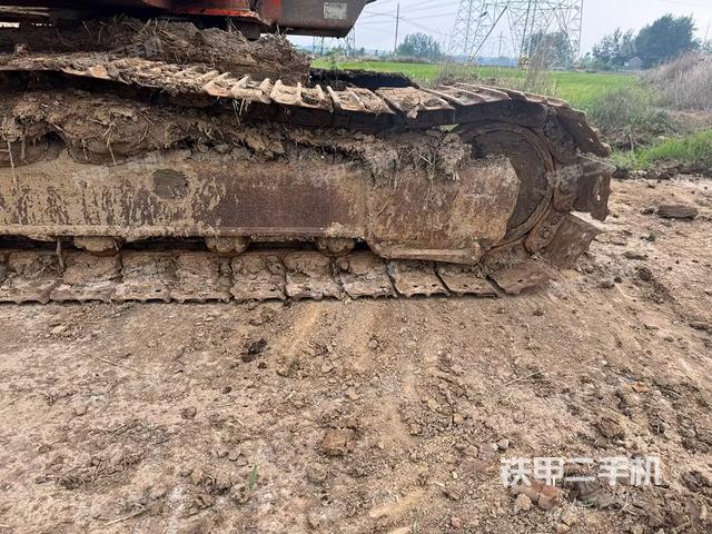 单侧履带整体（整机外观）