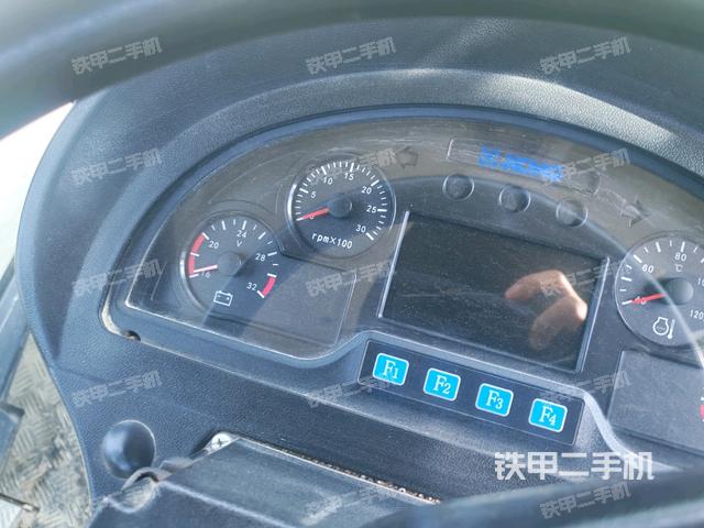 小时表（压路机驾驶室）