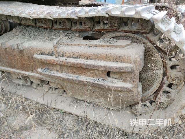 右导向轮(行走机构) 右导向轮(行走机构)