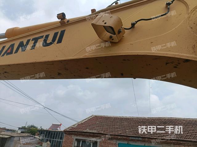 大臂整体 右侧(工作和回转装置) 大臂整体 右侧(工作和回转装置)