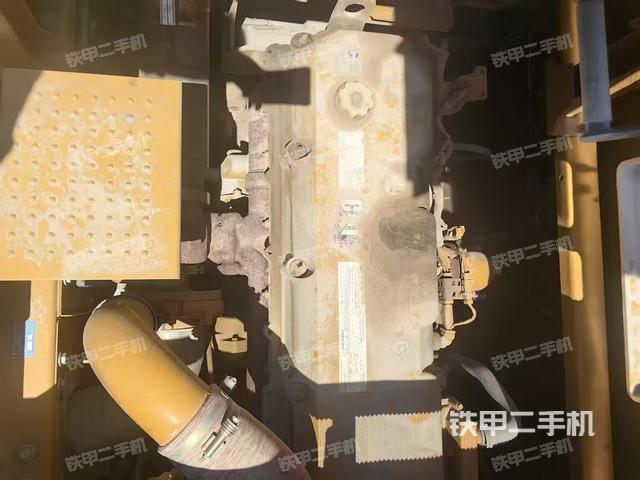 发动机整体俯视(整机外观) 发动机整体俯视(整机外观)