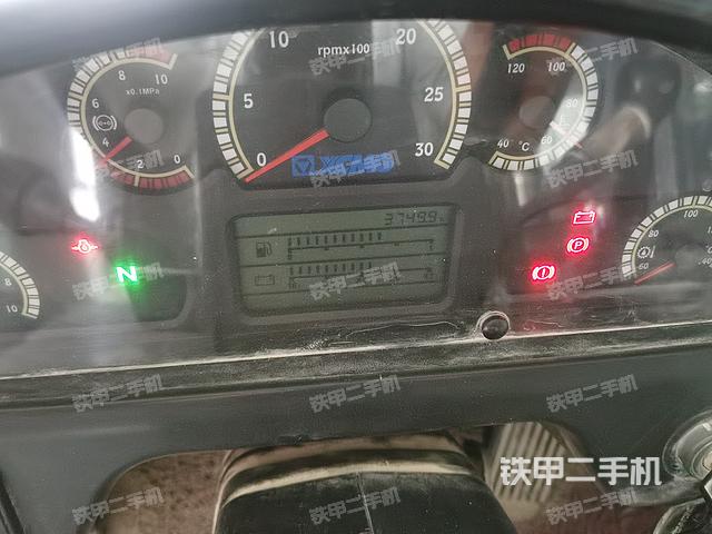 駕駛室操作臺(整機外觀及大件) 駕駛室操作臺(整機外觀及大件)