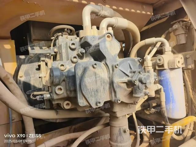 液压泵斜45 左(大件舱室) 液压泵斜45 左(大件舱室)