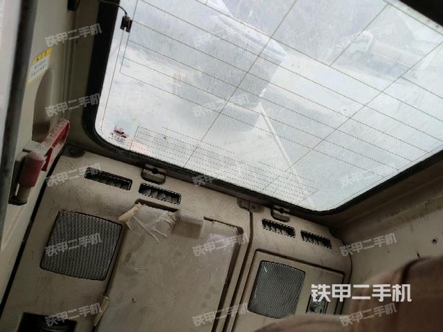 座椅后部(驾驶室部分) 座椅后部(驾驶室部分)