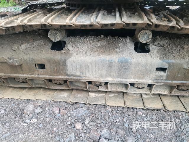 左侧行走马达盖板(行走机构) 左侧行走马达盖板(行走机构)