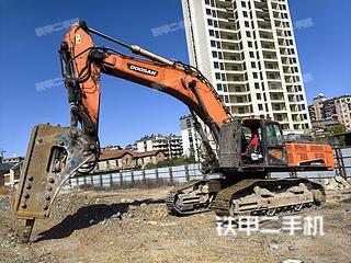 斗山DX520LC-9C挖掘机实拍图片