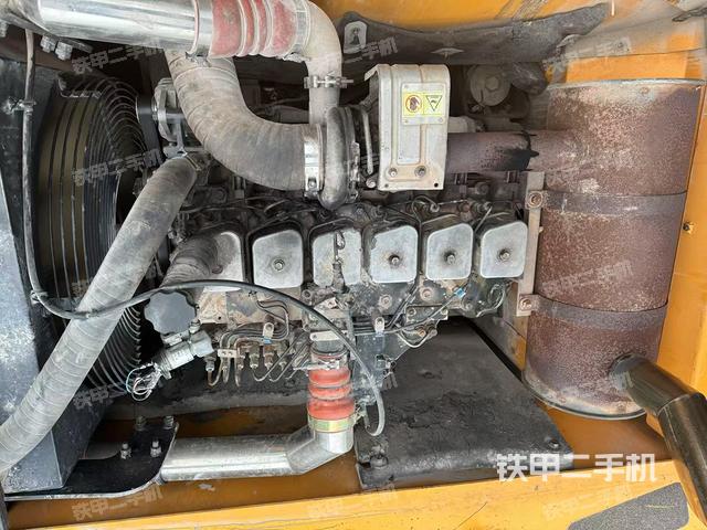 发动机整体俯视（整机外观）