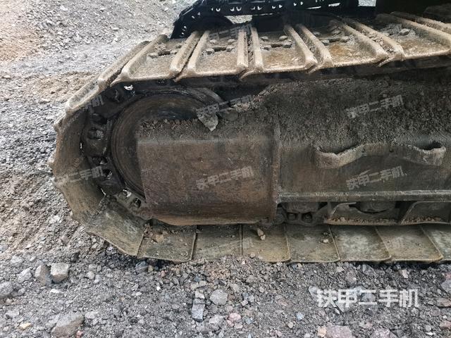 左驱动轮(行走机构) 左驱动轮(行走机构)