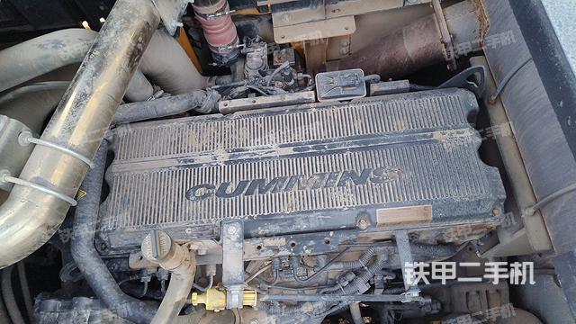 发动机整体俯视(整机外观) 发动机整体俯视(整机外观)