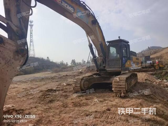 徐工XE550DK挖掘機(jī)