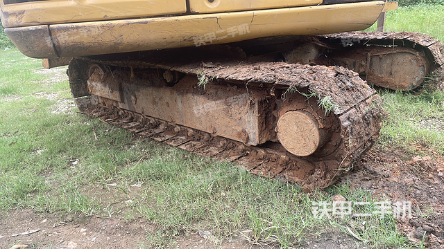 单侧履带整体（整机外观）