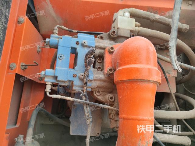 液压泵斜45 右(大件舱室) 液压泵斜45 右(大件舱室)