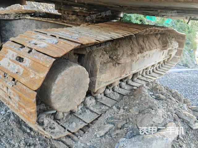 单侧履带整体（整机外观）