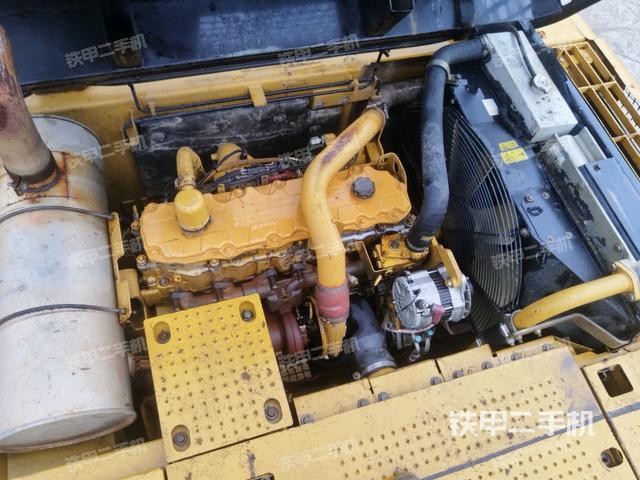 发动机整体俯视(整机外观) 发动机整体俯视(整机外观)