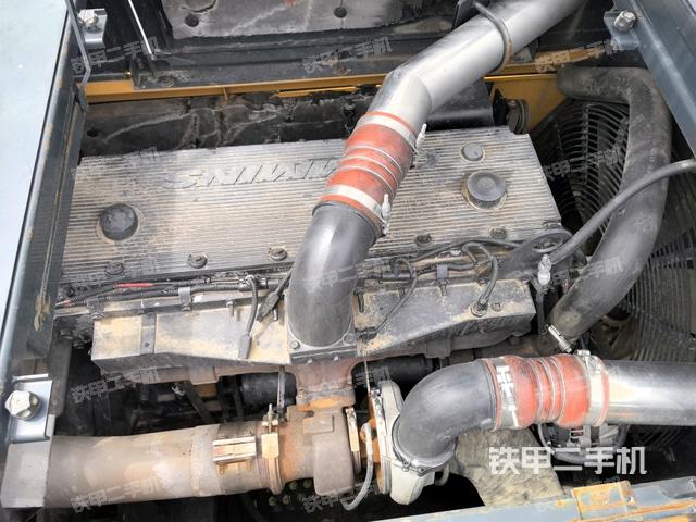 发动机整体俯视(整机外观) 发动机整体俯视(整机外观)