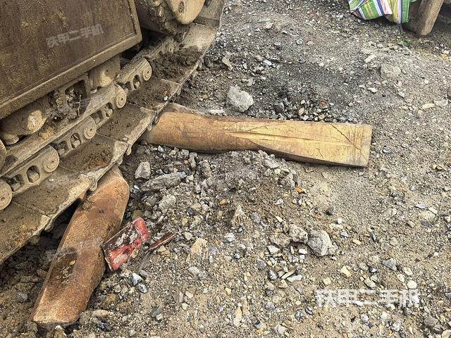 右侧行走马达盖板(行走机构) 右侧行走马达盖板(行走机构)