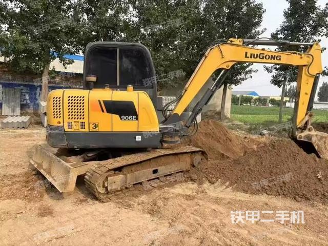 整机右后45°(整机外观) 整机右后45°(整机外观)