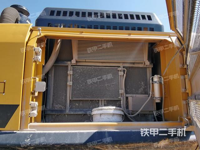 散热器正面(大件舱室) 散热器正面(大件舱室)