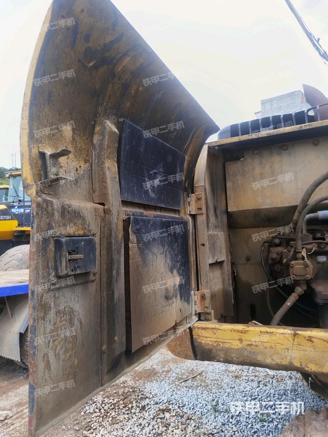 液压泵斜45 右(大件舱室) 液压泵斜45 右(大件舱室)