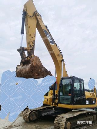 卡特彼勒324DL液压挖掘机实拍图片