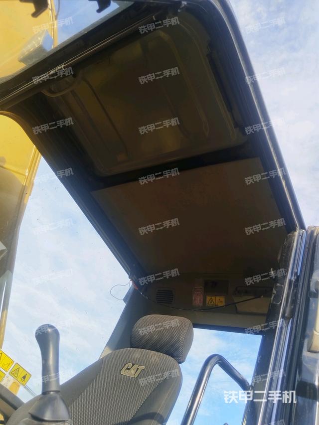 右側(cè)玻璃角標(biāo)（駕駛室部分）