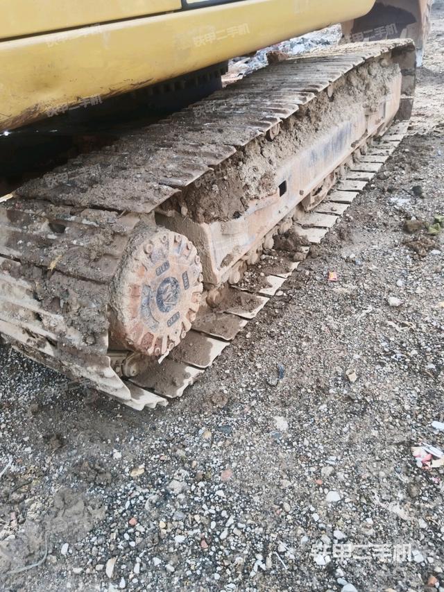 右側(cè)履帶整體（行走機(jī)構(gòu)）