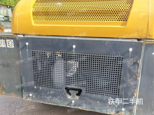 前轮左侧减震块连接及部件（压路机前后车架）