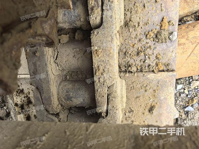 左驱动轮(行走机构) 左驱动轮(行走机构)