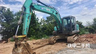 石川岛135NS挖掘机实拍图片