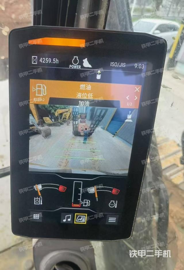 驾驶室整体(整机外观) 驾驶室整体(整机外观)