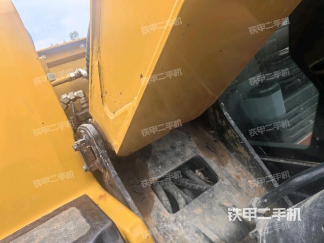 大臂根部 斜(工作和回转装置) 大臂根部 斜(工作和回转装置)