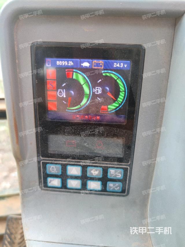 小时表(驾驶室部分) 小时表(驾驶室部分)