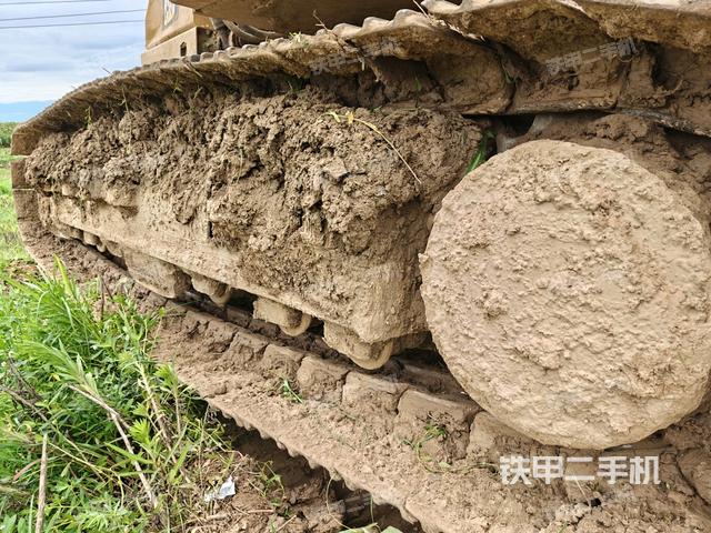 左驱动轮(行走机构) 左驱动轮(行走机构)