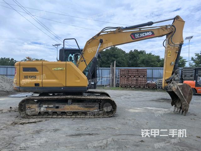 整机右后45°(整机外观) 整机右后45°(整机外观)