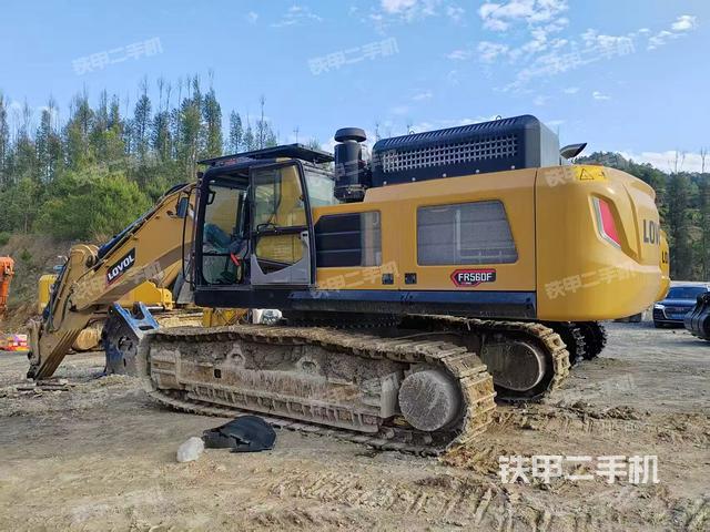 单侧履带整体（整机外观）