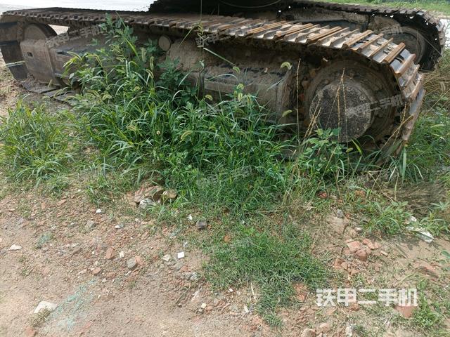 左侧履带整体 (行走机构) 左侧履带整体 (行走机构)