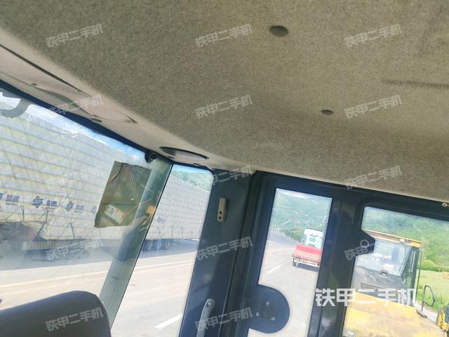 操作把手（压路机驾驶室）