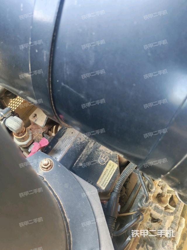 驾驶室外顶全景（压路机驾驶室）