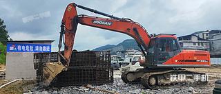 斗川DC225LC-9挖掘机实拍图片