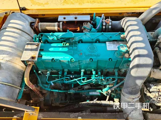 发动机整体俯视(整机外观) 发动机整体俯视(整机外观)